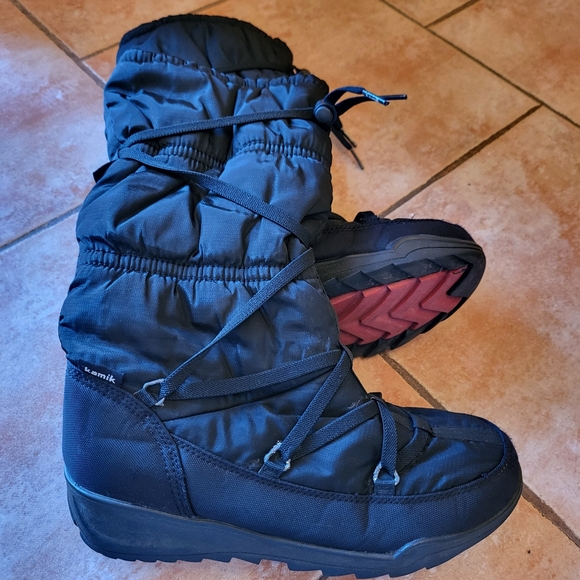 Boots kamik Size 8 - Picture 4 of 13